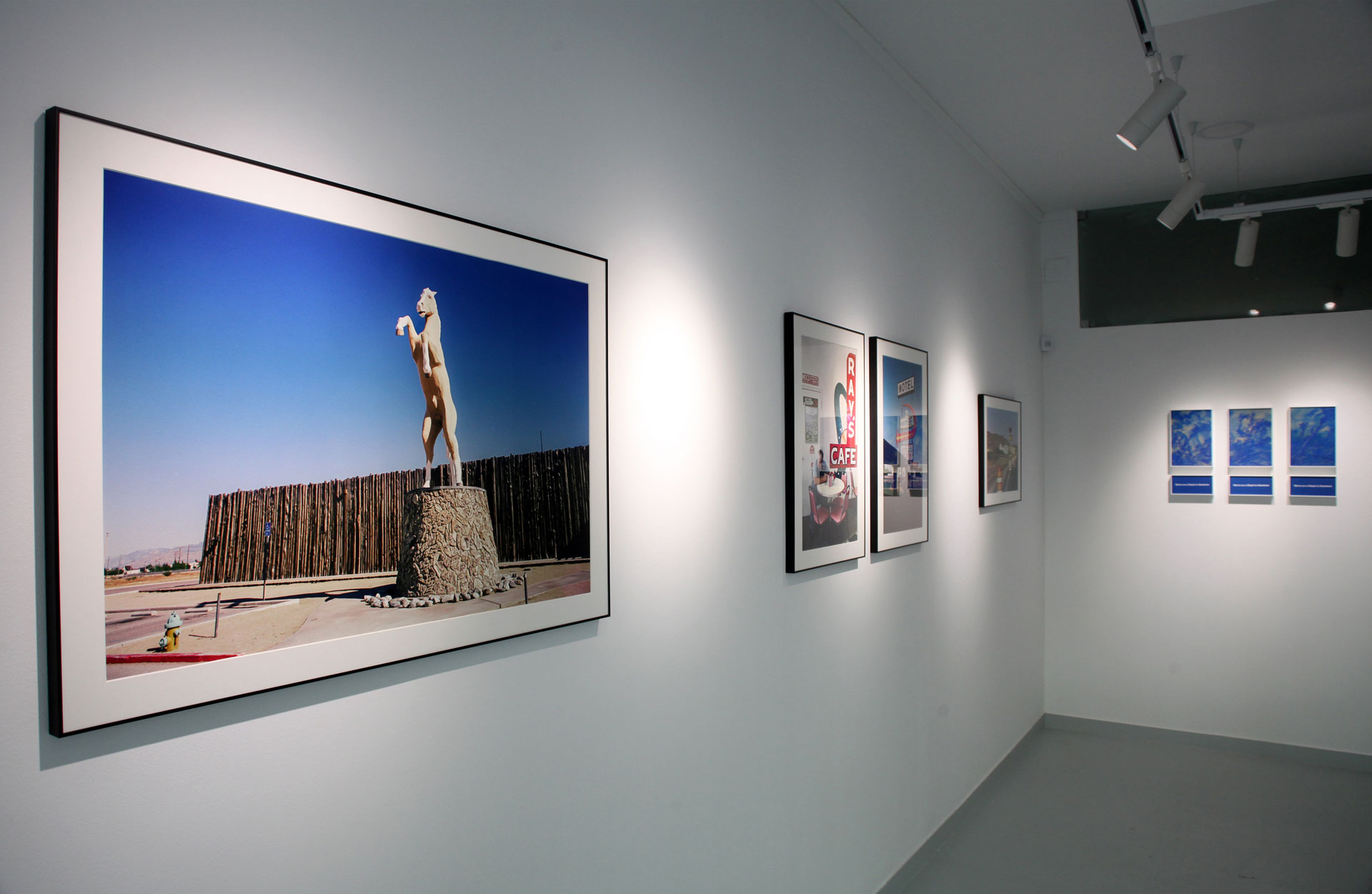 #1 Caneta acrílica sobre tela de linho colada em cartão e impressão digital - 40 x 21 - 2025